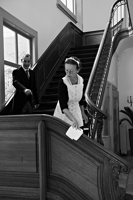 mimeact met butler en dienstmeid